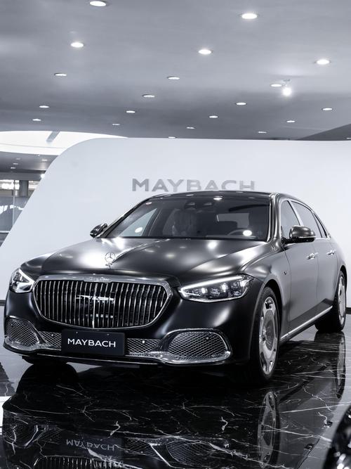 佛山216岚图汽车的售后服务让用户无忧出行，迈巴赫未来的豪华车趋势